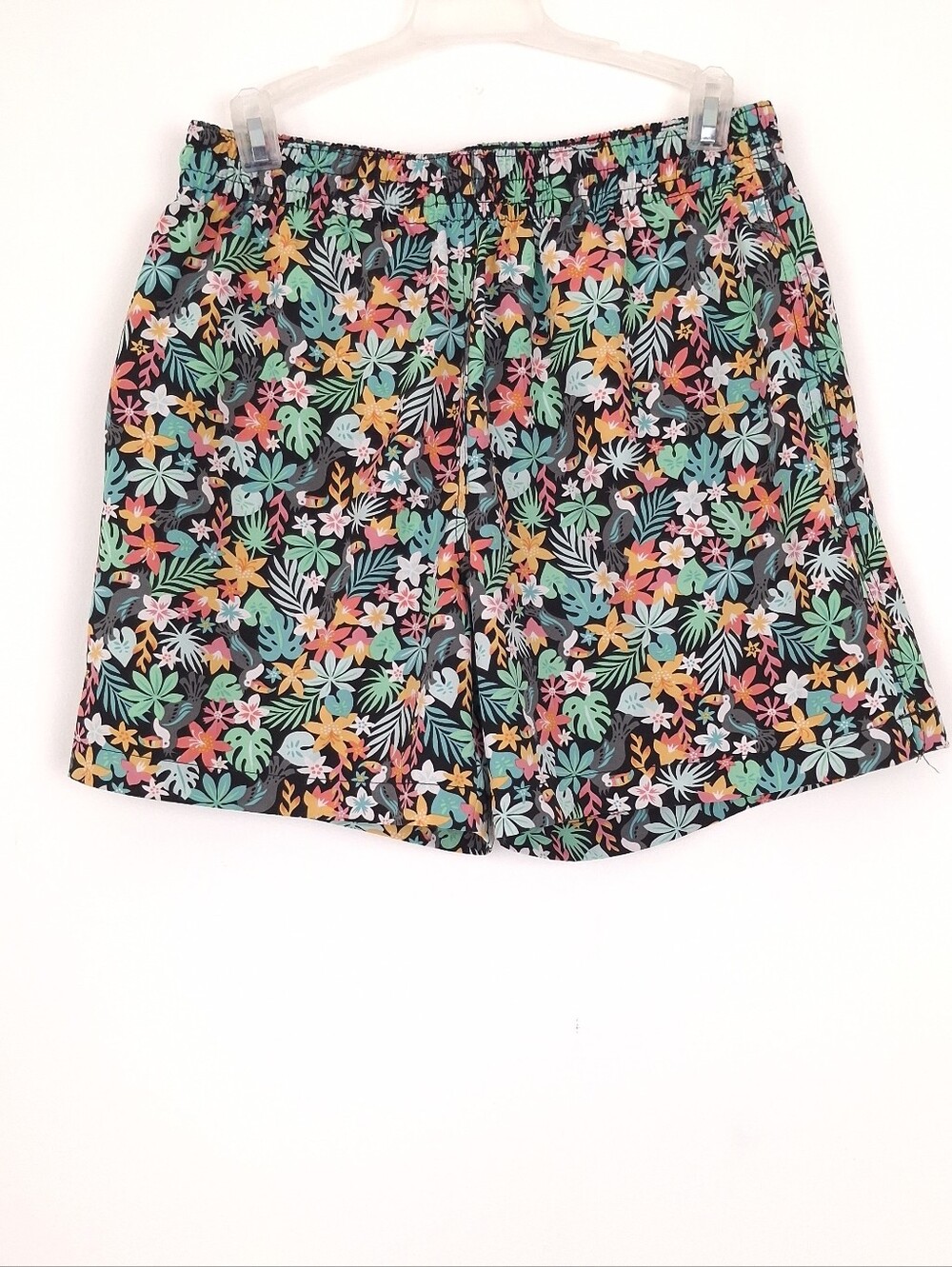 Chubbies The Bloomerangs Classic Swim Trunks Black Floral zip pocket tropical